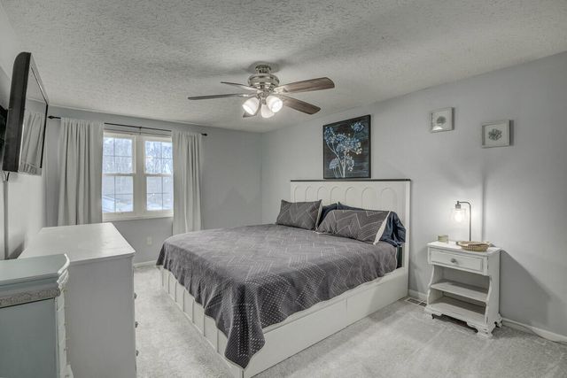 64 Sherwood Drive, Independence, KY 41051