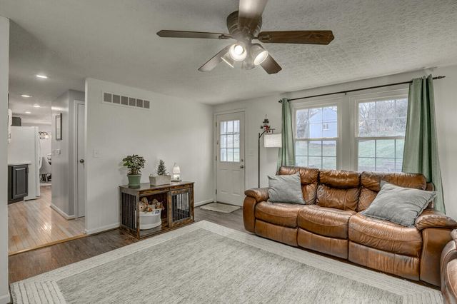 64 Sherwood Drive, Independence, KY 41051