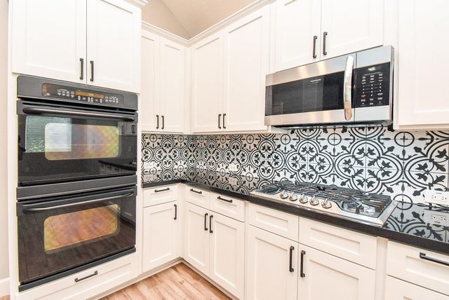 11623 Columbia Pines Lane, Cypress, TX 77433