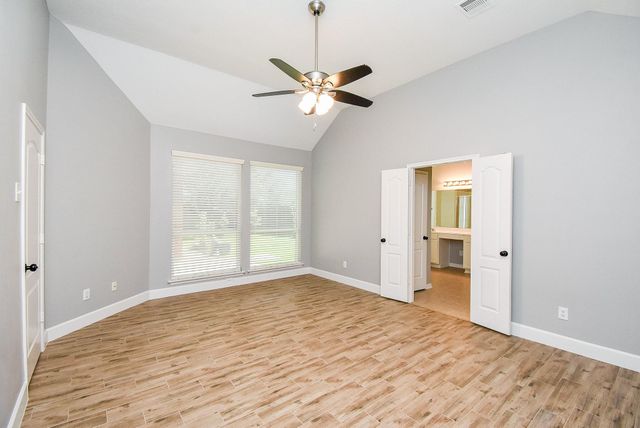 11623 Columbia Pines Lane, Cypress, TX 77433