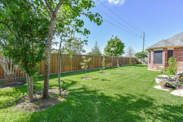 11623 Columbia Pines Lane, Cypress, TX 77433