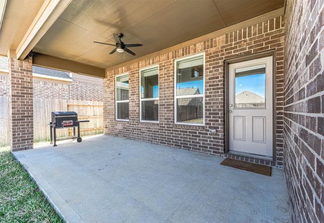 32322 Dusted Bronze Drive, Brookshire, TX 77423