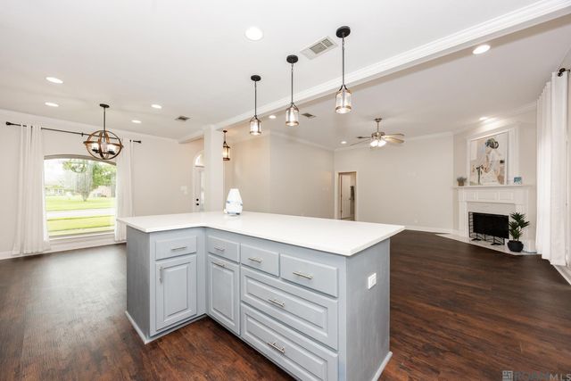 4036 Monte Vista Dr, Addis, LA 70710