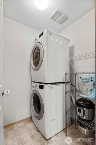 28128 239th Place SE, Maple Valley, WA 98038