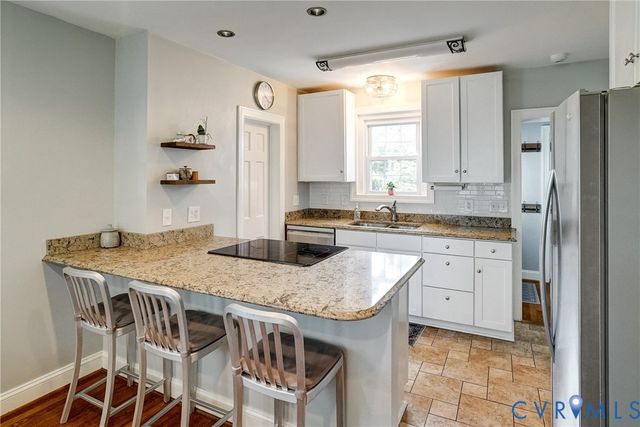917 Pine Ridge Rd, Henrico, VA 23226