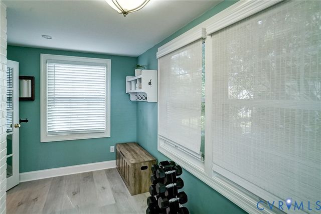 917 Pine Ridge Rd, Henrico, VA 23226