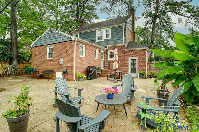 917 Pine Ridge Rd, Henrico, VA 23226