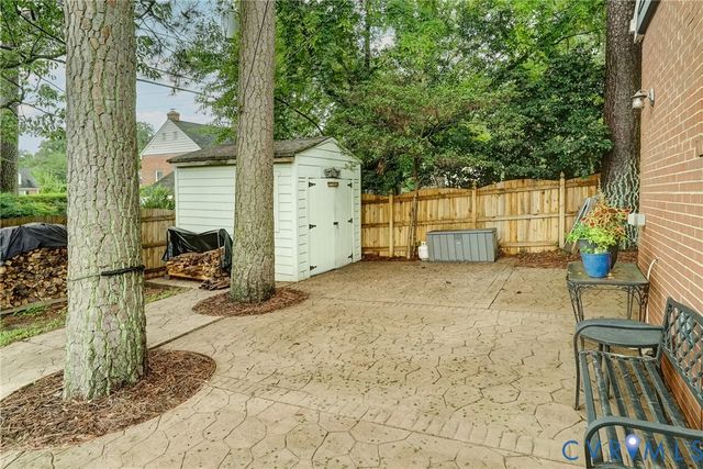 917 Pine Ridge Rd, Henrico, VA 23226
