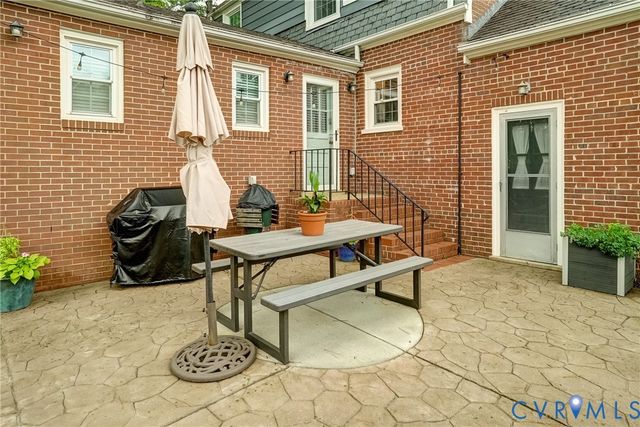 917 Pine Ridge Rd, Henrico, VA 23226