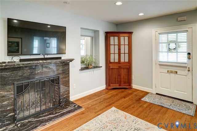 917 Pine Ridge Rd, Henrico, VA 23226