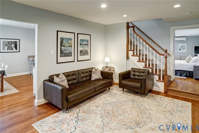 917 Pine Ridge Rd, Henrico, VA 23226