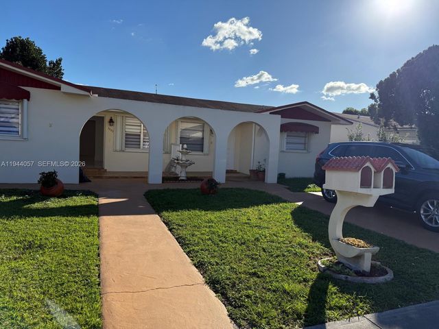 1280 W 38th St 1280, Hialeah, FL 33012