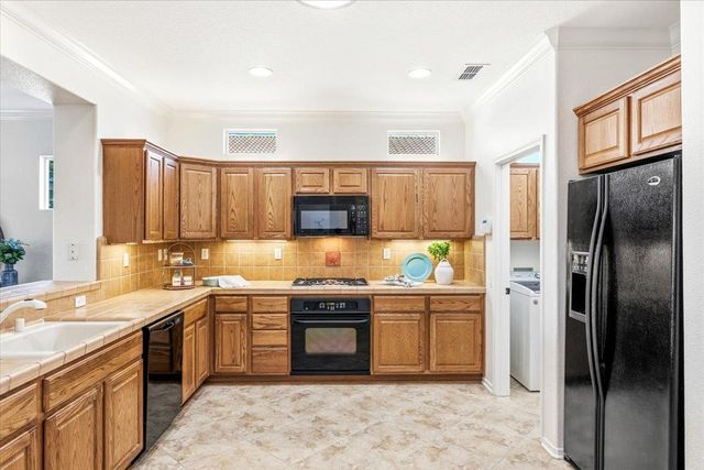 2020 Laurelhurst Ln, Lincoln, CA 95648