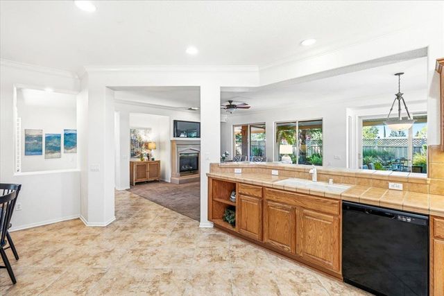 2020 Laurelhurst Ln, Lincoln, CA 95648