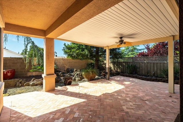 2020 Laurelhurst Ln, Lincoln, CA 95648