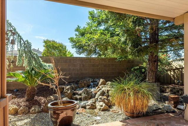 2020 Laurelhurst Ln, Lincoln, CA 95648