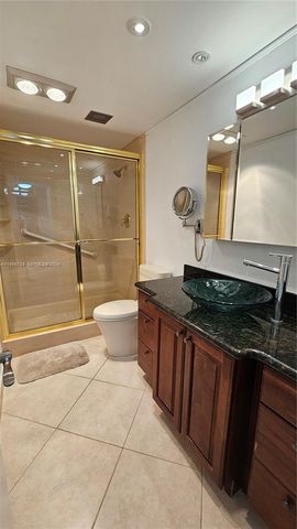 1980 S Ocean Dr 7F, Hallandale Beach, FL 33009