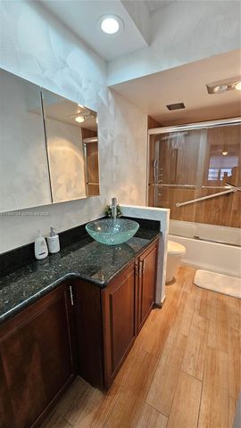 1980 S Ocean Dr 7F, Hallandale Beach, FL 33009