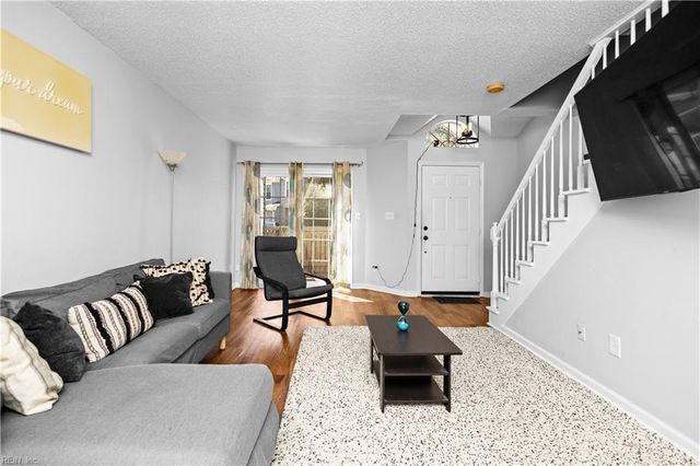 600 Rue Saint La Rogue, Chesapeake, VA 23320