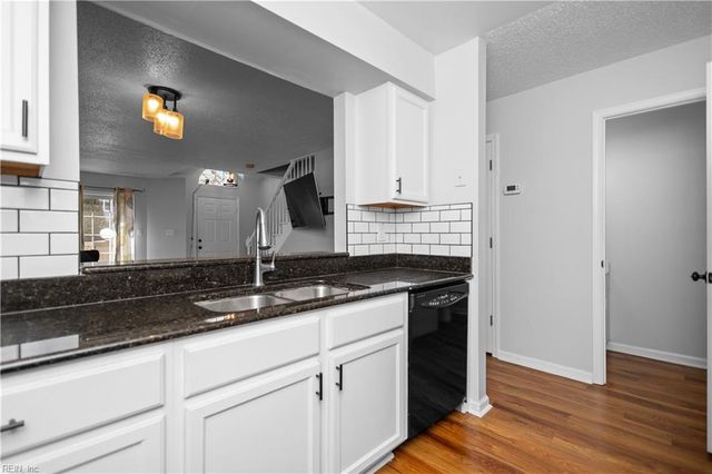 600 Rue Saint La Rogue, Chesapeake, VA 23320