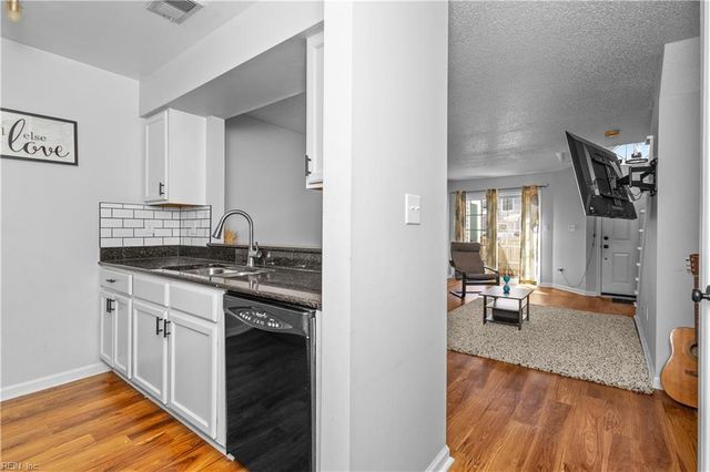 600 Rue Saint La Rogue, Chesapeake, VA 23320