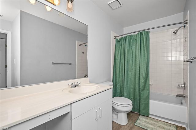 600 Rue Saint La Rogue, Chesapeake, VA 23320