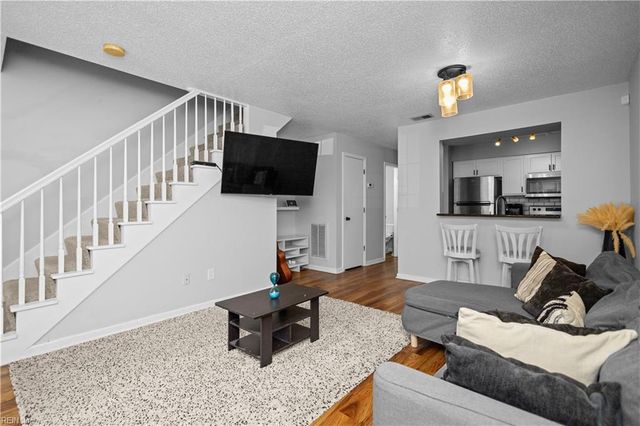 600 Rue Saint La Rogue, Chesapeake, VA 23320