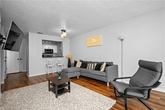 600 Rue Saint La Rogue, Chesapeake, VA 23320