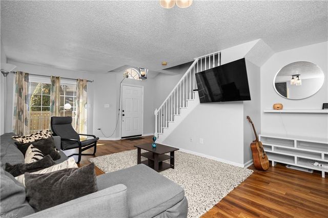 600 Rue Saint La Rogue, Chesapeake, VA 23320