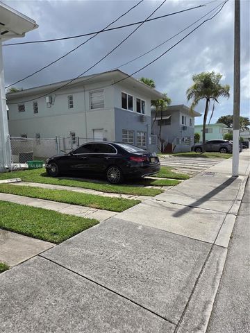 511 NE 82nd Ter, Miami, FL 33138