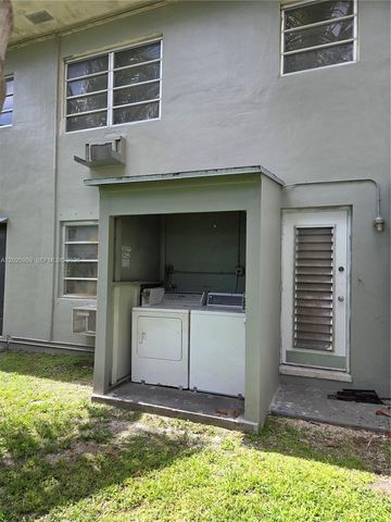 511 NE 82nd Ter, Miami, FL 33138