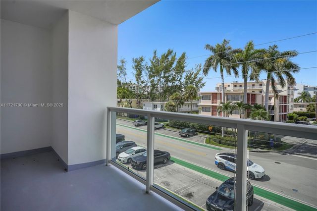 9381 E Bay Harbor Dr 301N, Bay Harbor Islands, FL 33154