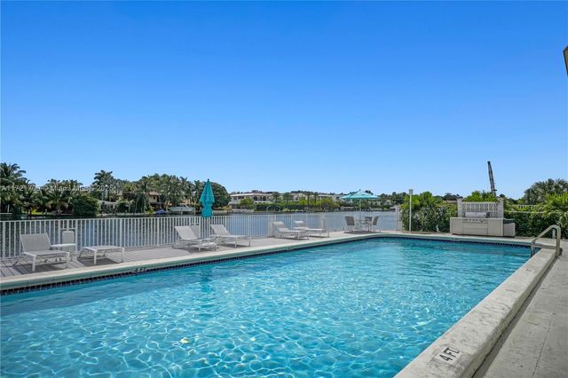 9381 E Bay Harbor Dr 301N, Bay Harbor Islands, FL 33154