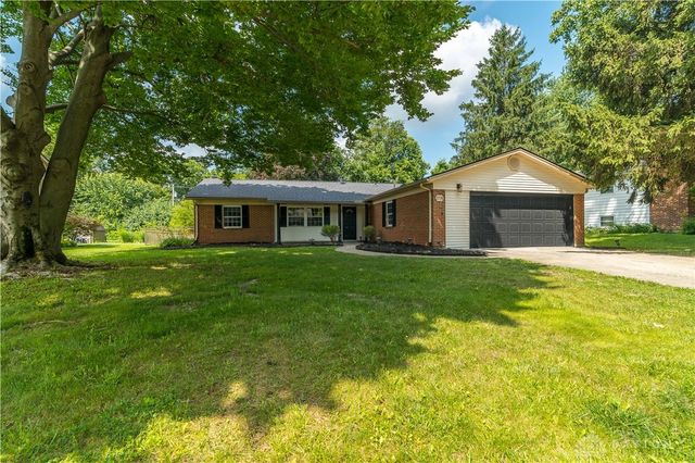 2776 Corlington Drive, Kettering, OH 45440