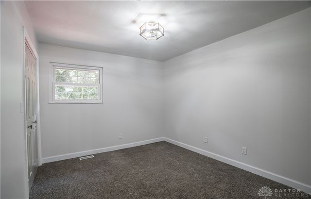2776 Corlington Drive, Kettering, OH 45440