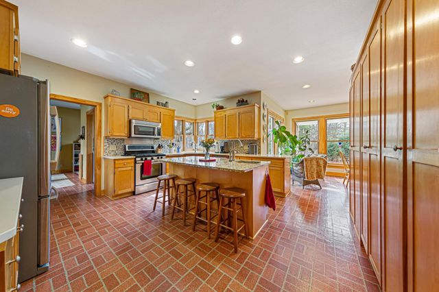 5680 Endwood Trail, Northfield, MN 55057