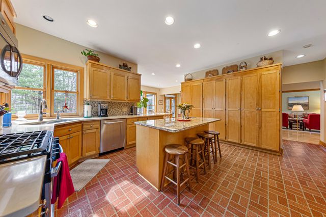 5680 Endwood Trail, Northfield, MN 55057