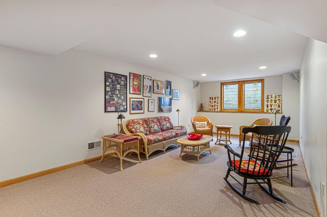 5680 Endwood Trail, Northfield, MN 55057