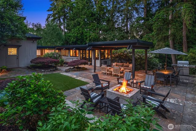 2716 106th Place SE, Beaux Arts, WA 98004