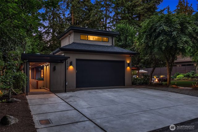 2716 106th Place SE, Beaux Arts, WA 98004