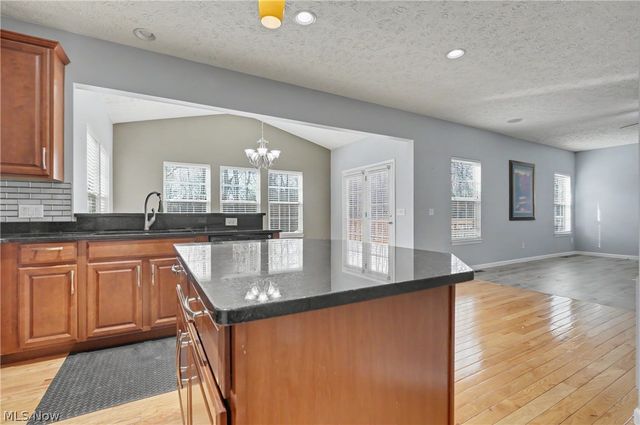 1246 Marsh Fern Lane, Akron, OH 44312