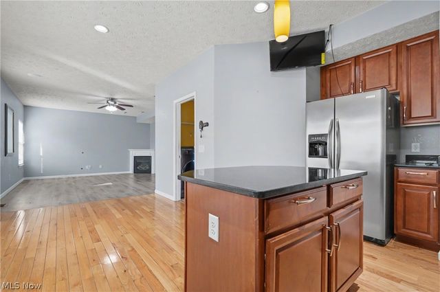 1246 Marsh Fern Lane, Akron, OH 44312