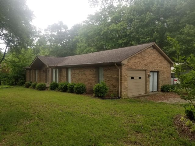 201 Sam Davis Dr, Springfield, TN 37172