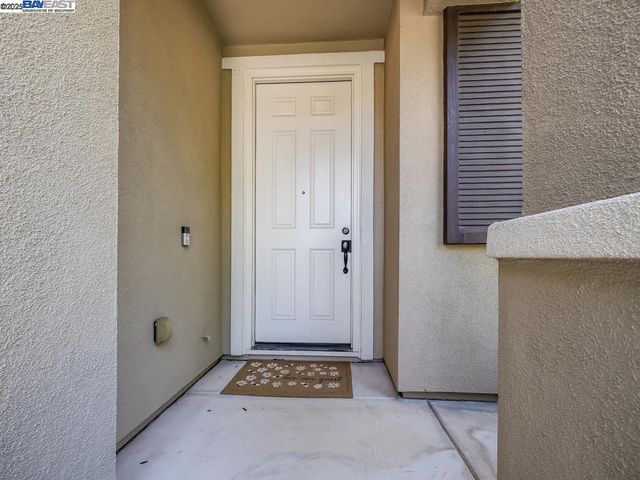 1178 Tropicana Ln, Brentwood, CA 94513