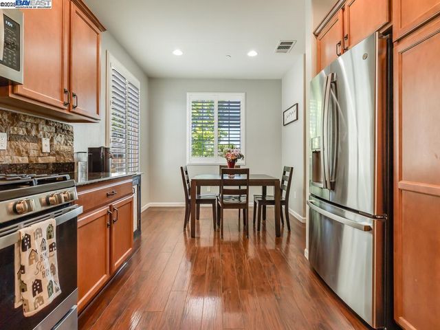 1178 Tropicana Ln, Brentwood, CA 94513