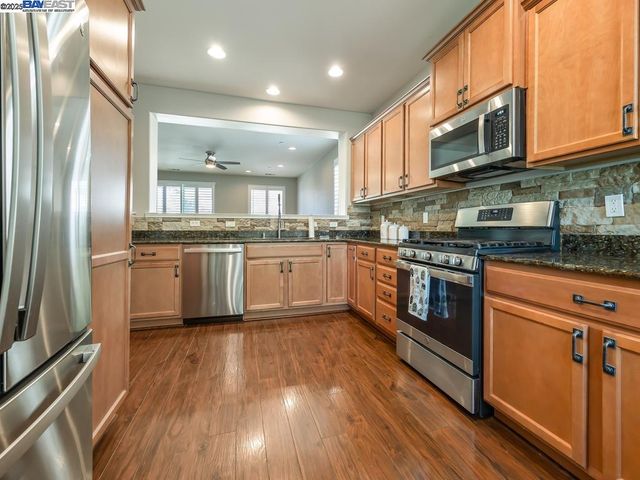1178 Tropicana Ln, Brentwood, CA 94513