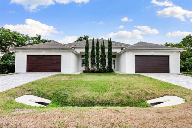 1086 Michigan AVE, Naples, FL 34103