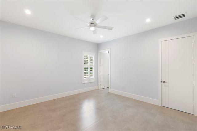 1086 Michigan AVE, Naples, FL 34103