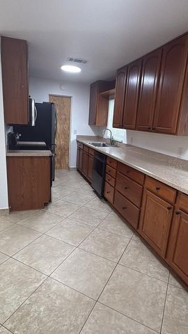 2401 NE 19TH AVENUE, Ocala, FL 34470