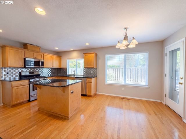 1267 Ne MORNING SUN Dr, Hillsboro, OR 97124